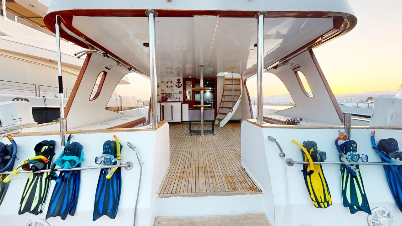 Al Rayes Boat gallery